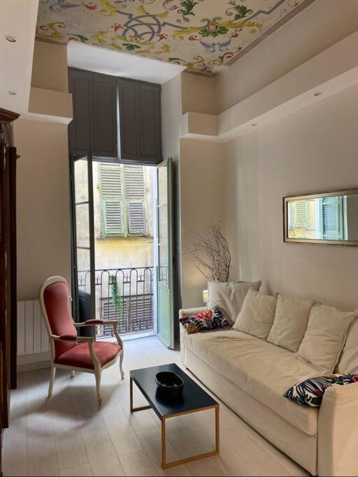 Luxury Apartment In The Heart Of Old Town Nice. Экстерьер фото