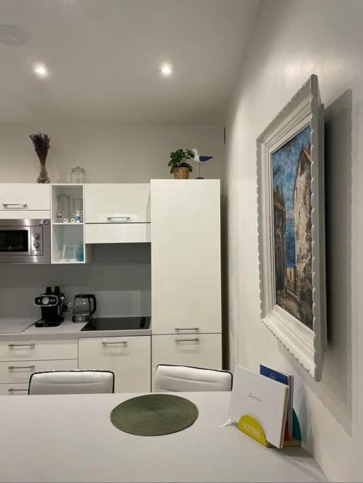 Luxury Apartment In The Heart Of Old Town Nice. Экстерьер фото